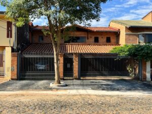 Casa en Mburucuyá